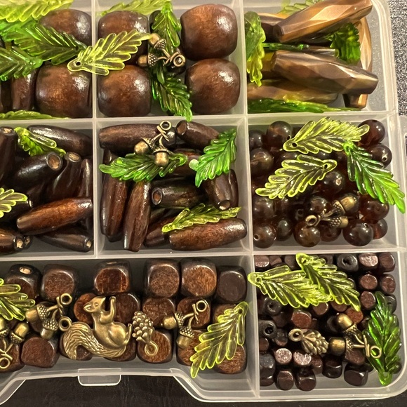 Craft Beads, NATURE MADE - SQUIRRELS OK, Jewelry Supplies, bulk beads - Picture 5 of 6